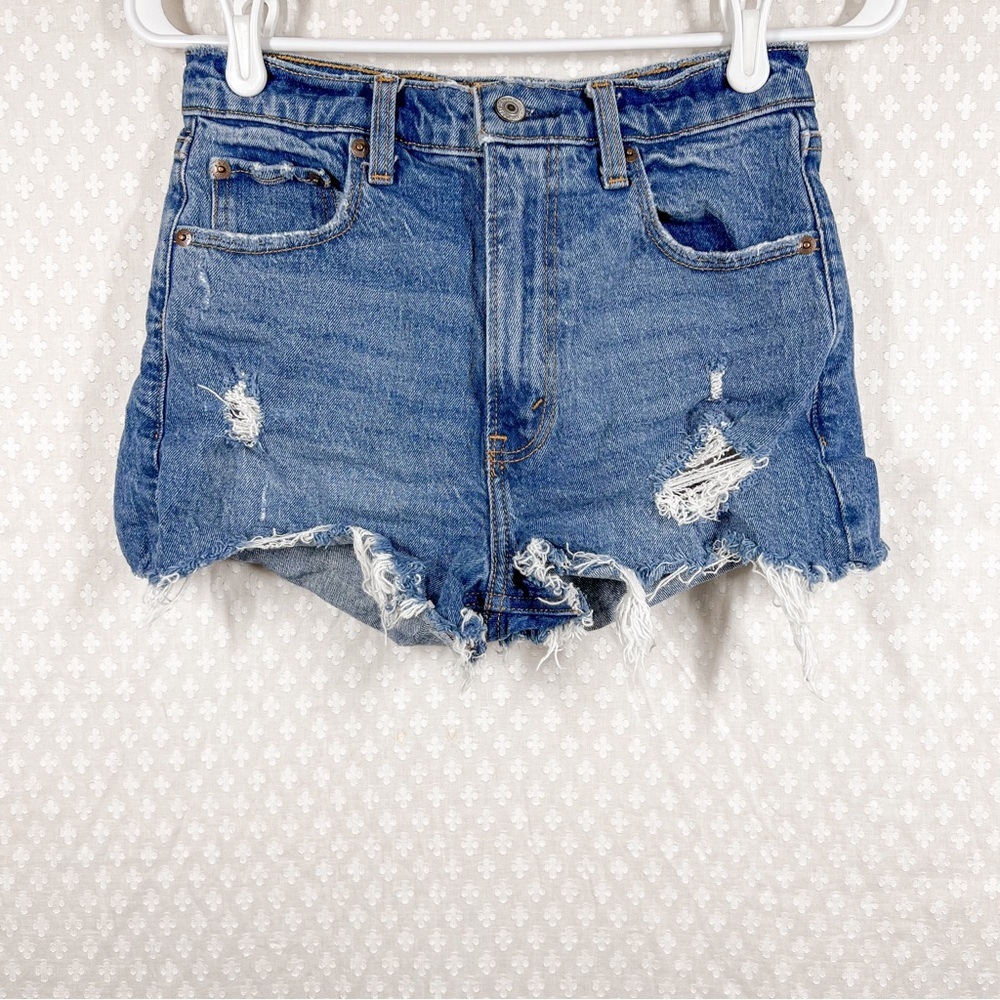 Abercrombie & Fitch High Rise The Mom Shorts